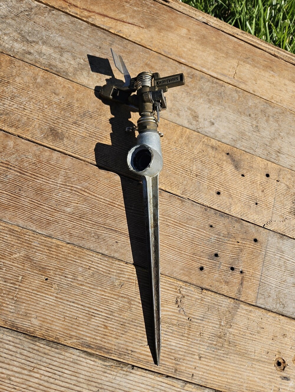 Craftsman Brass & Zinc Pulsating Lawn Sprinkler on Metal Stake - High Impact